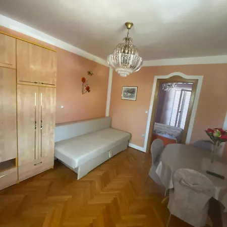 Ivec Apartment *