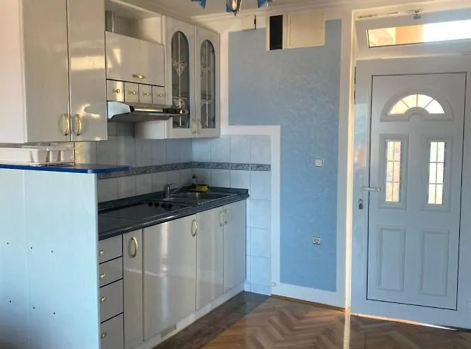 Ivec Apartment Malinska