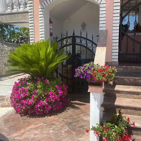 Ivec Apartman Malinska